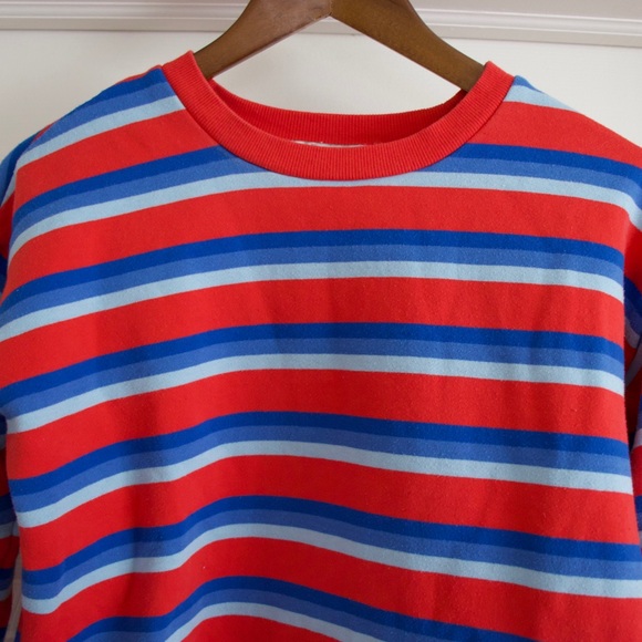 Forever 21 stripped crop top - Picture 3 of 3